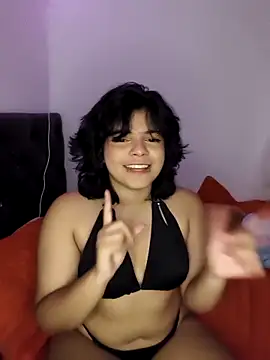 Jenna Greyy  online show from April 2026 12:30:02 AM