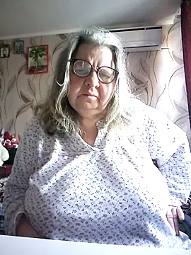 Snapshot of MartaMia68 chatting on May 2026 03:45:02 AM MartaMia68 online show from May 2026 03:45:02 AM