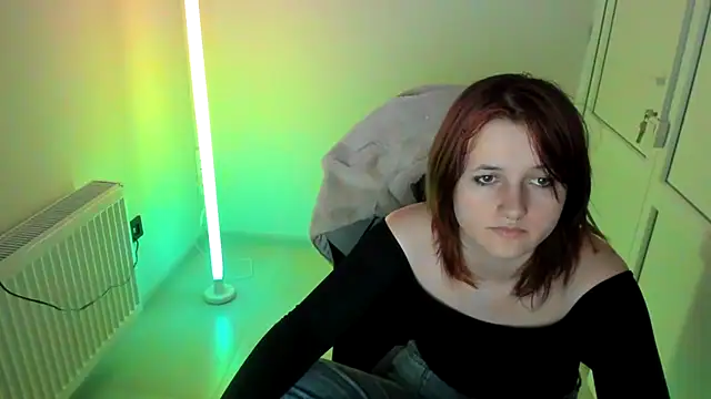 GoldenKiss online show from May 2026 06:51:02 AM