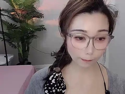 Yunxi- online show from April 2026 01:47:02 AM
