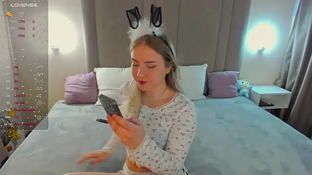 Snapshot of Liacandy_ chatting on June 2026 01:59:01 AM Liacandy online show from June 2026 01:59:01 AM