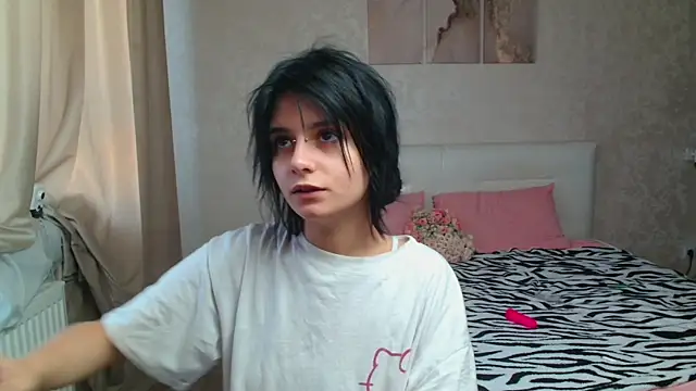 The Slutty Fox online show from August 2026 11:20:01 AM