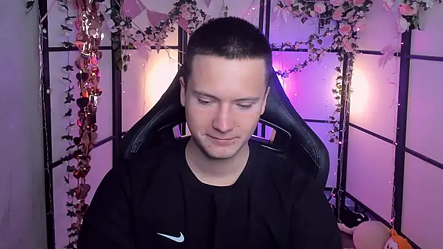 Snapshot of ZackVibe chatting on April 2026 05:13:01 AM ZackVibe online show from April 2026 05:13:01 AM