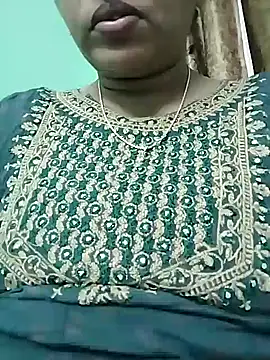 Snapshot of Monika_telugu_queen chatting on April 2026 09:02:02 PM Monika telugu queen online show from April 2026 09:02:02 PM