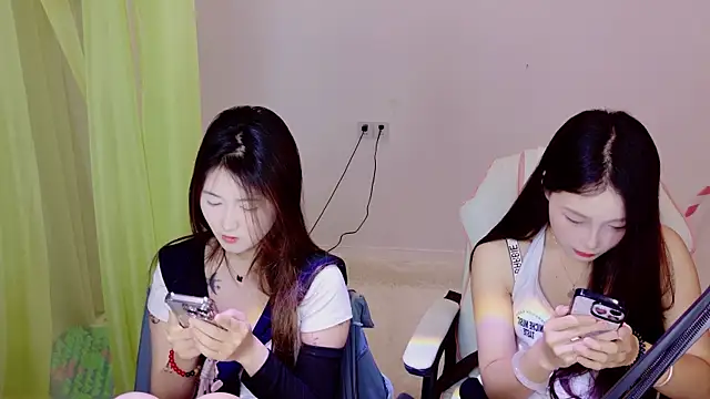 Snapshot of Xiongchumo1120 chatting on May 2026 03:23:02 AM Xiongchumo1120 online show from May 2026 03:23:02 AM