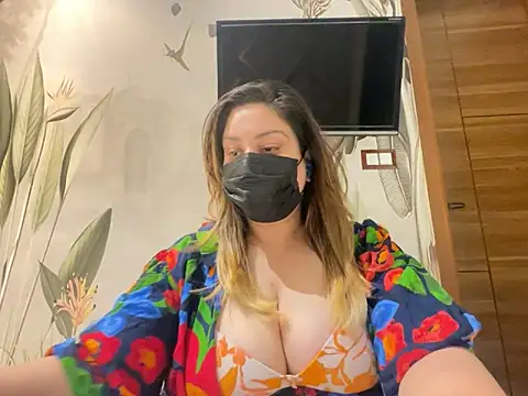 kavyasingh36 online show from May 2026 04:39:01 PM