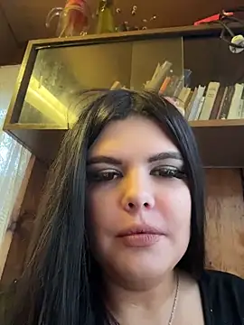 Snapshot of AmeliaBronze chatting on May 2026 12:47:02 PM AmeliaBronze online show from May 2026 12:47:02 PM