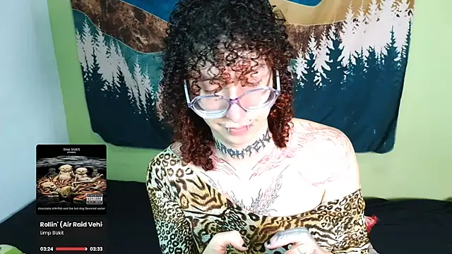 YourGothFemboy online show from April 2026 07:11:01 PM