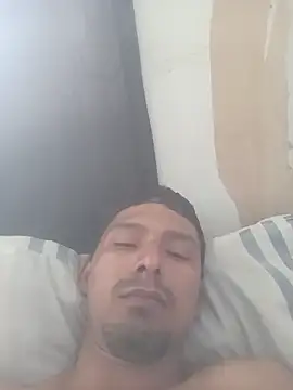 Snapshot of PROSTITUTO-RICO chatting on June 2026 08:35:01 PM PROSTITUTO-RICO online show from June 2026 08:35:01 PM
