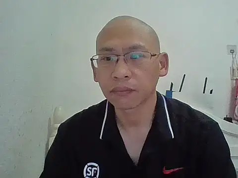 Snapshot of benly118 chatting on April 2026 12:06:01 AM benly118 online show from April 2026 12:06:01 AM