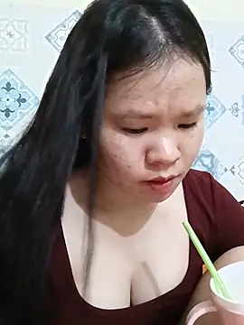 Seraphinahh online show from May 2026 03:41:02 PM