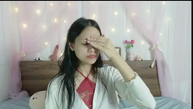Snapshot of shy_pink_doll chatting on July 2026 03:54:02 PM shy pink doll online show from July 2026 03:54:02 PM