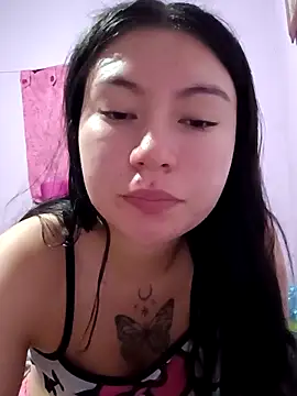 Snapshot of Emiily__Evans chatting on May 2026 02:50:02 AM Emiily Evans online show from May 2026 02:50:02 AM