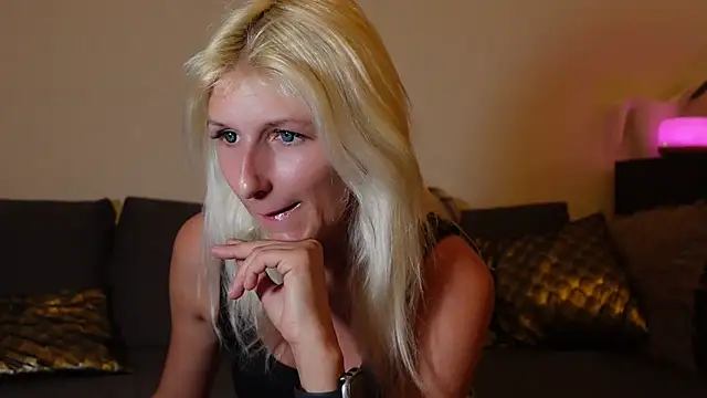 barbiplaymate online show from January 2025 06:59:01 PM