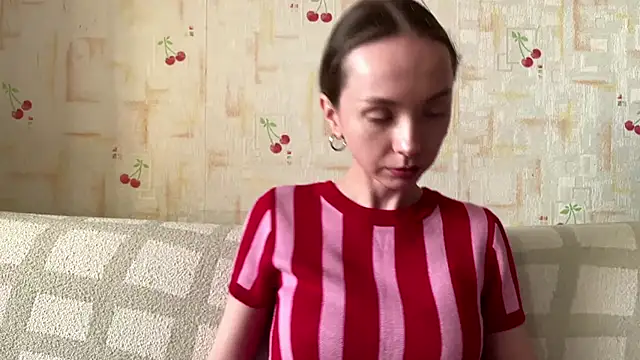 AdriannaBill online show from May 2026 04:03:02 PM