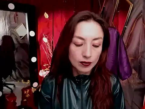 Queenscarlettsecret online show from May 2026 01:50:01 PM
