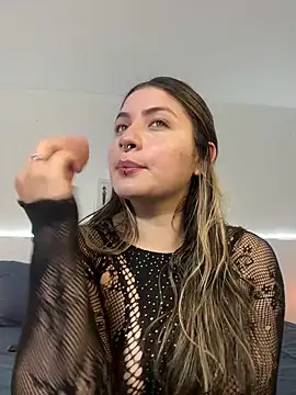 Snapshot of juanitablue chatting on May 2026 06:56:02 PM juanitablue online show from May 2026 06:56:02 PM