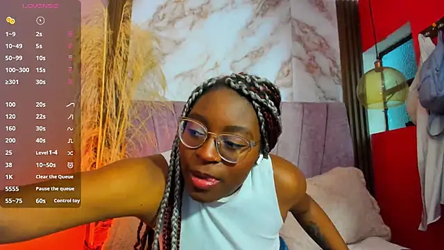 Candy Williamss online show from May 2026 08:15:01 PM