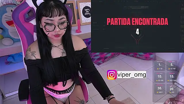 Snapshot of MakiGG_ chatting on April 2026 11:54:02 PM MakiGG online show from April 2026 11:54:02 PM