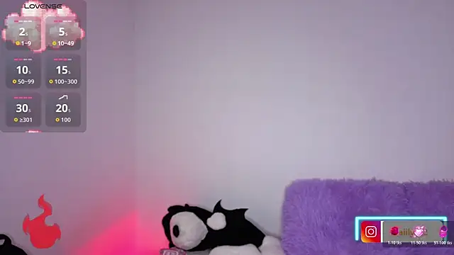 MAIILY MOON online show from May 2026 02:55:01 PM