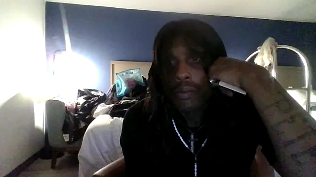 Snapshot of Dicksee_Left chatting on May 2026 06:53:01 AM Dicksee Left online show from May 2026 06:53:01 AM