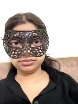 Snapshot of simran_rathore chatting on April 2026 10:54:02 AM simran rathore online show from April 2026 10:54:02 AM