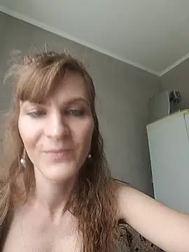 Snapshot of AnnieNet chatting on May 2026 12:24:01 PM AnnieNet online show from May 2026 12:24:01 PM