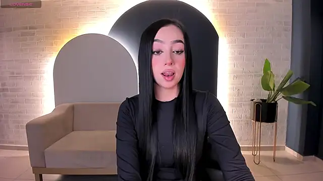 PaulineSanz online show from June 2026 07:15:02 PM