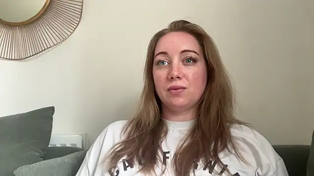 arielsweetieee online show from May 2026 11:49:01 AM
