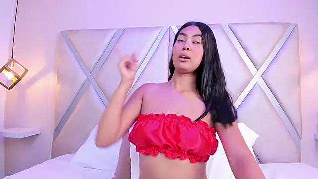 TaniaSevillano online show from May 2026 05:41:02 PM