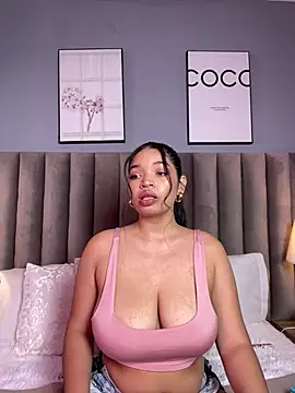 Snapshot of LilyFoox chatting on May 2026 01:19:01 PM LilyFoox online show from May 2026 01:19:01 PM