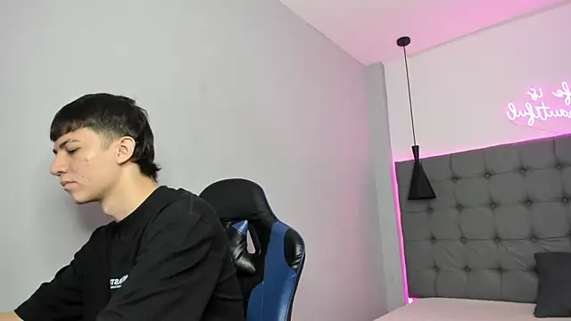 Marcello Vega online show from May 2026 12:58:01 PM
