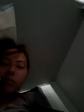 Snapshot of AquaxBlue chatting on May 2026 09:05:01 AM AquaxBlue online show from May 2026 09:05:01 AM