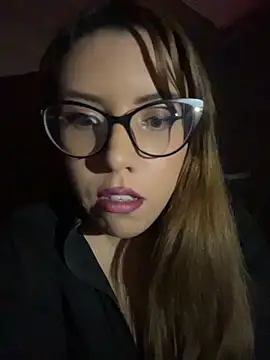 AliceMtz online show from May 2026 09:22:01 PM