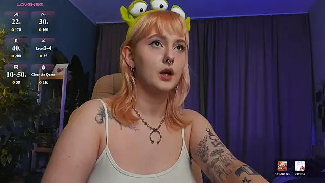 Emma Thomps online show from May 2026 02:13:02 PM