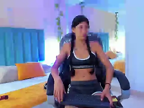 Snapshot of ARIANA_CRI-X chatting on April 2026 12:25:02 PM ARIANA CRI-X online show from April 2026 12:25:02 PM