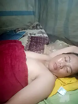 Snapshot of phuongtrinh1 chatting on May 2026 01:58:02 AM phuongtrinh1 online show from May 2026 01:58:02 AM