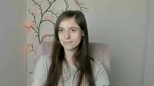 Snapshot of Luna_Tantra chatting on May 2026 07:26:02 AM Luna Tantra online show from May 2026 07:26:02 AM
