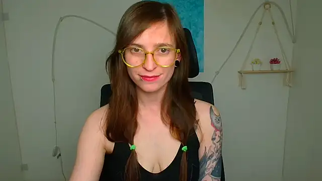Snapshot of Luna_Tantra chatting on June 2026 12:19:02 PM Luna Tantra online show from June 2026 12:19:02 PM