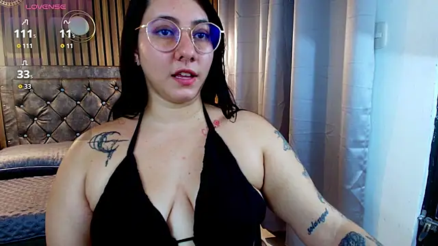 Snapshot of Agata_Monroe chatting on May 2026 07:32:02 PM Agata Monroe online show from May 2026 07:32:02 PM