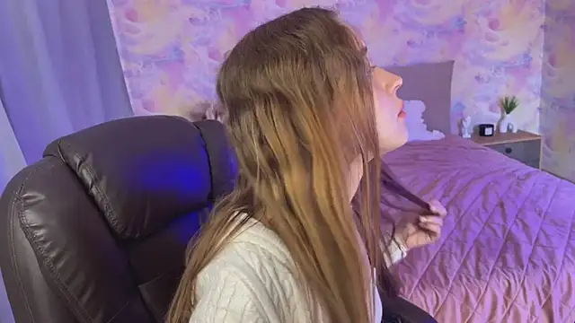 Tiana Belle online show from June 2026 01:29:02 AM