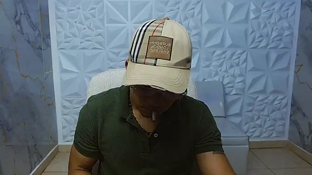 Snapshot of jbarto_ chatting on May 2026 01:44:01 AM jbarto online show from May 2026 01:44:01 AM