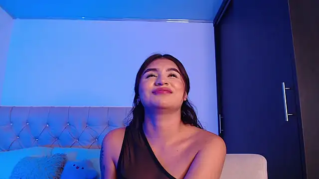 zayda23 online show from June 2026 09:06:02 PM