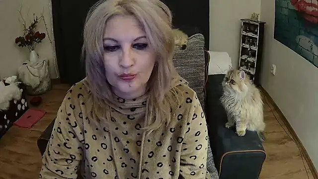 Divineblond online show from January 2025 02:11:01 AM