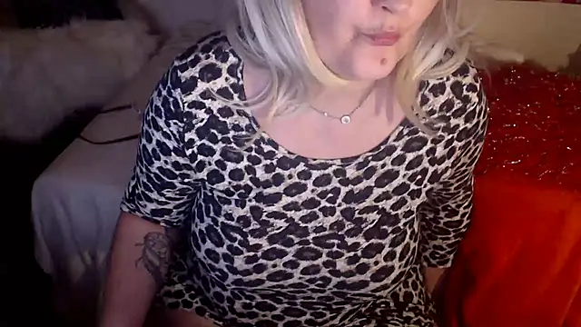 Divineblond online show from March 2025 01:37:02 AM