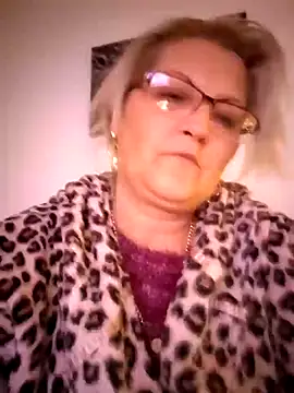 Divineblond online show from January 2026 10:34:02 PM