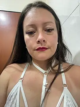 SamiiContreras  online show from June 2026 02:33:01 PM
