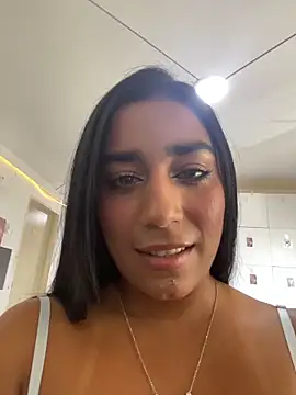 Snapshot of SaryJonex chatting on April 2026 02:10:02 PM SaryJonex online show from April 2026 02:10:02 PM