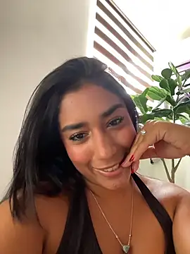 Snapshot of SaryJonex chatting on May 2026 02:57:02 PM SaryJonex online show from May 2026 02:57:02 PM