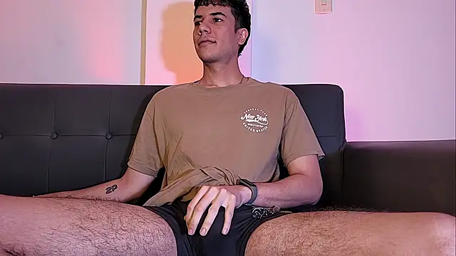 Snapshot of Derek_stud_ chatting on April 2026 04:08:02 AM Derek stud online show from April 2026 04:08:02 AM